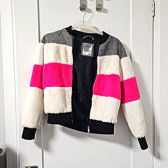 Nordstom kids fur jacket - Picture 1 of 3